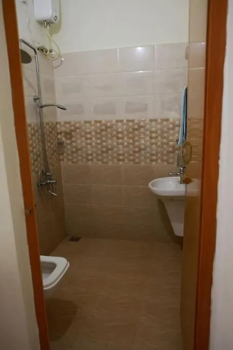 Calvin'S Home Stay 3 Bedrooms Tiruvalla 0*,  Índia