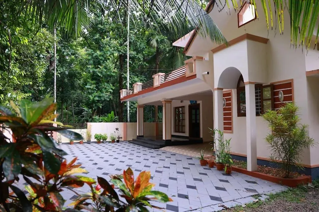 Calvin'S Home Stay 3 Bedrooms Tiruvalla 0*,